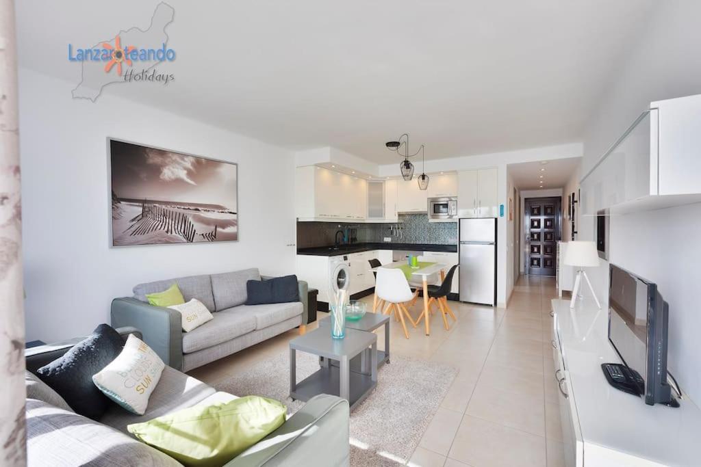 Casa Patty, Piscinas Climatizadas, Primera Linea Costa Teguise Ngoại thất bức ảnh